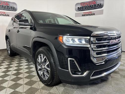 2023 GMC Acadia AWD SLT