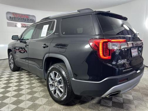 2023 GMC Acadia AWD SLT