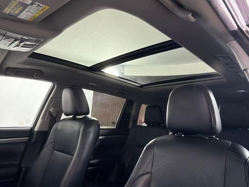 Predawn Gray Mica 2017 Toyota Highlander Hybrid Platinum