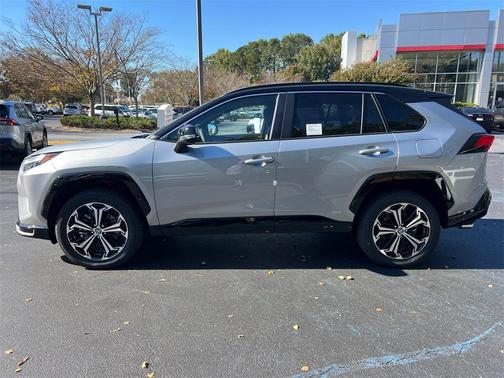 2025 Toyota RAV4 Hybrid SE