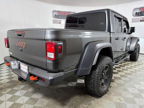 Granite Crystal Metallic Clearcoat 2023 Jeep Gladiator Mojave 4x4