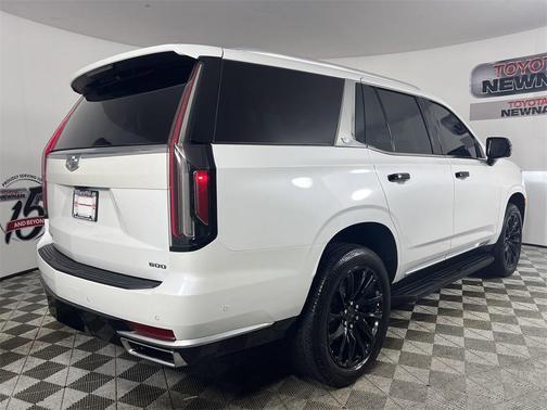 2022 Cadillac Escalade Premium Luxury