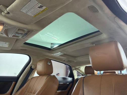 2012 Jaguar XJ L Portfolio