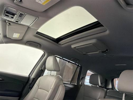 2019 Honda Pilot Touring 8-Passenger