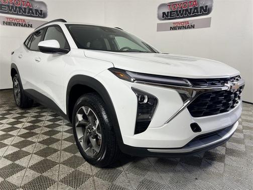 2024 Chevrolet Trax LT