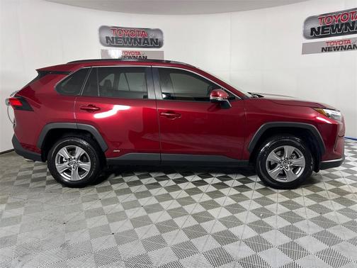 2023 Toyota RAV4 Hybrid LE