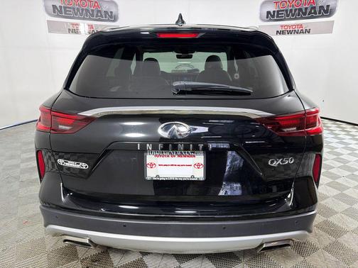 2024 INFINITI QX50 LUXE