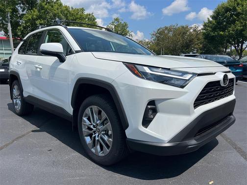 2025 Toyota RAV4 XLE Premium