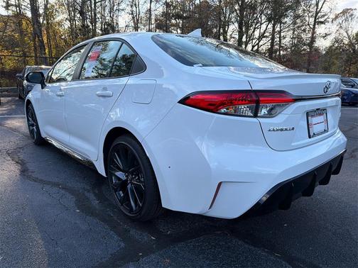 2026 Toyota Corolla Hybrid SE