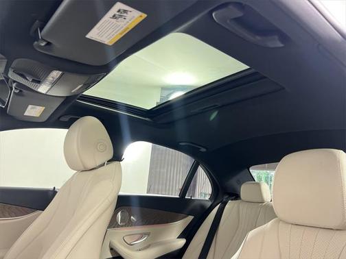 2022 Mercedes-Benz E-Class E 350