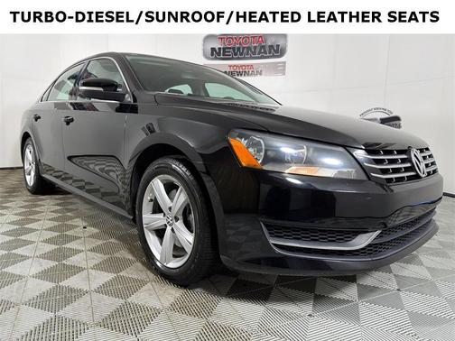2013 Volkswagen Passat 2.0 TDI SE w/ Sunroof