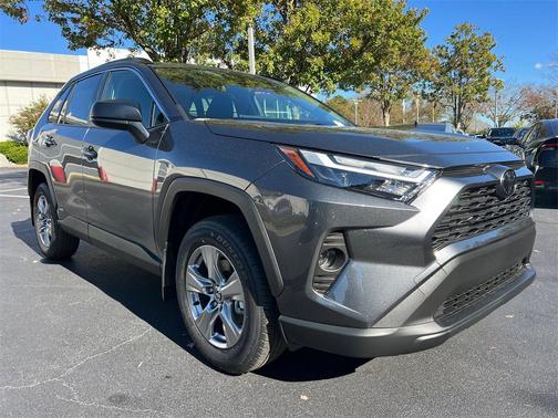 2025 Toyota RAV4 Hybrid LE