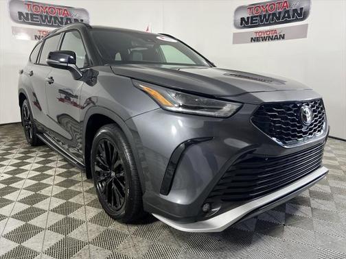 2025 Toyota Highlander XSE