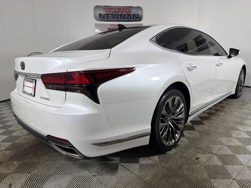 White Pearl 2022 Lexus LS 500 Base
