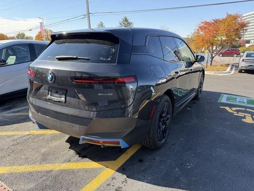 2024 BMW iX xDrive50