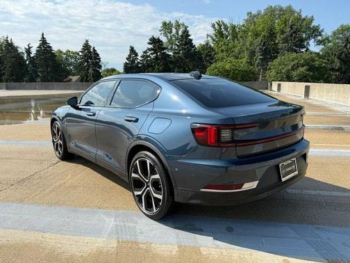 2022 Polestar 2 Long Range Dual Motor