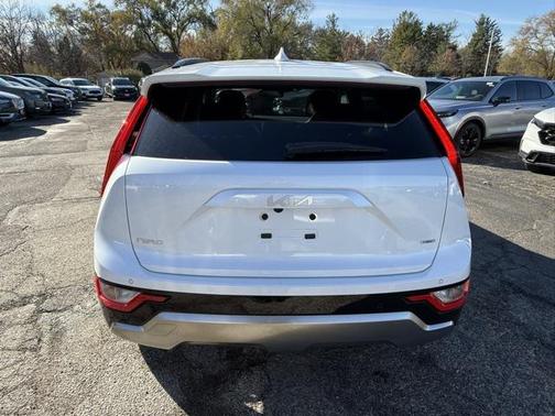 2023 Kia Niro Touring