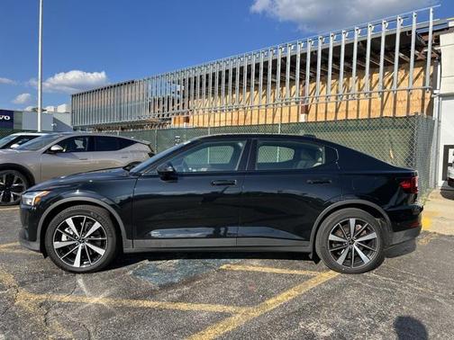 2022 Polestar 2 Long Range Dual Motor