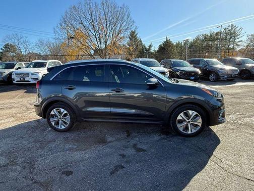 2022 Kia Niro EV EX Premium