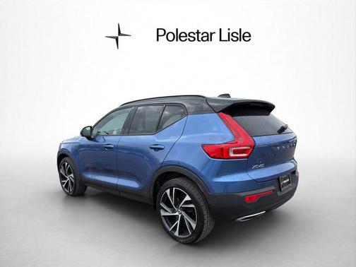2019 Volvo XC40 T5 R-Design