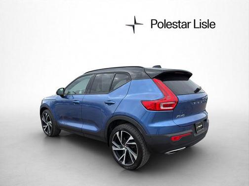 2019 Volvo XC40 T5 R-Design