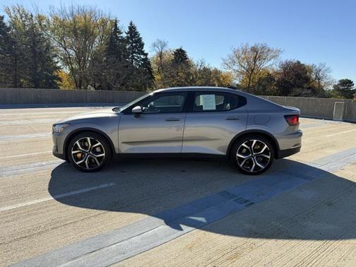 2022 Polestar 2 Long Range Dual Motor