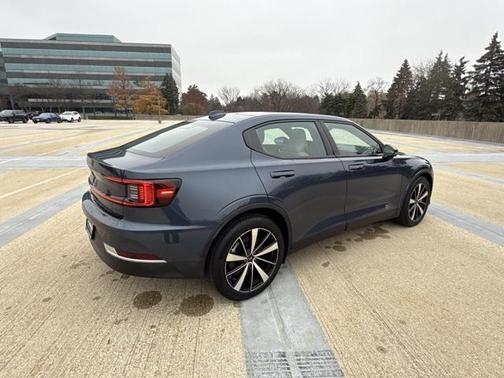 2022 Polestar 2 Long Range Dual Motor