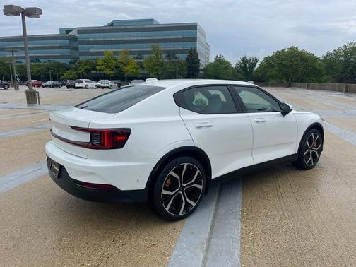 2022 Polestar 2 Long Range Dual Motor