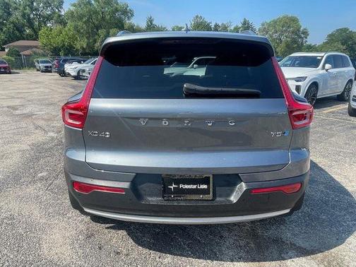 2019 Volvo XC40 T5 Momentum