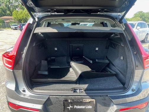 2019 Volvo XC40 T5 Momentum