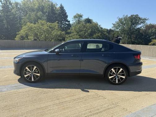2022 Polestar 2 Long Range Dual Motor
