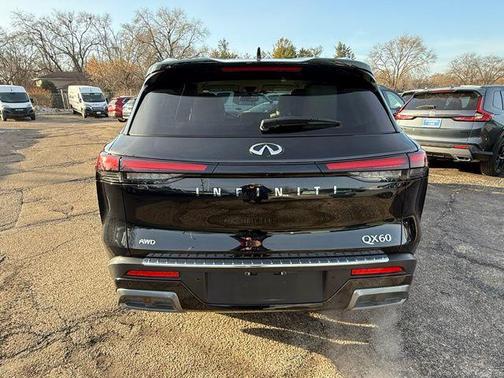 2022 INFINITI QX60 Luxe