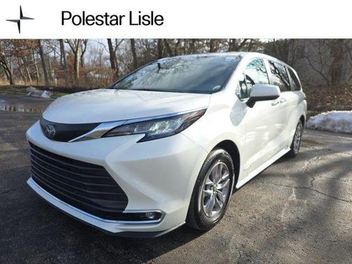2021 Toyota Sienna XLE 7 Passenger