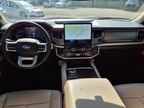 2023 Ford Expedition XLT