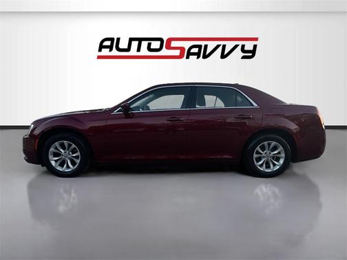 2022 Chrysler 300 Touring