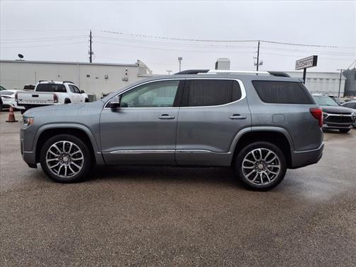 2021 GMC Acadia Denali