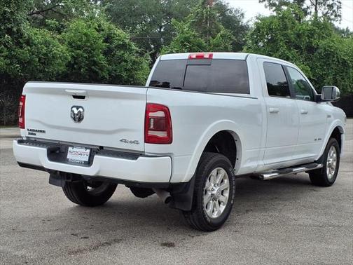 2022 RAM 2500 Laramie Crew Cab 4x4 6'4' Box