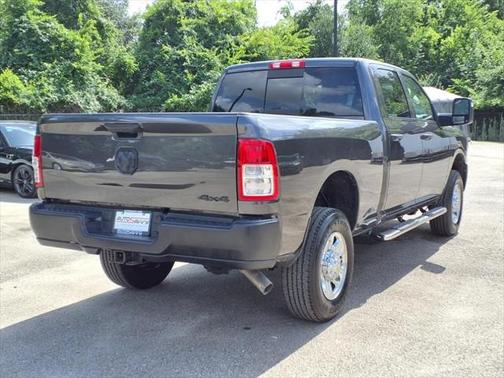 2024 RAM 2500 Tradesman Crew Cab 4x4 6'4' Box