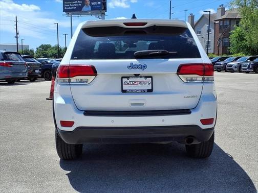 2020 Jeep Grand Cherokee Laredo