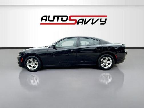Pitch Black Clearcoat 2023 Dodge Charger SXT