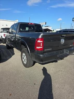 2022 RAM 2500 Laramie Crew Cab 4x4 6'4' Box