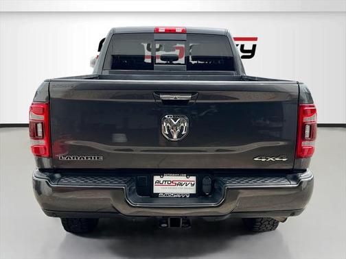 2022 RAM 2500 Laramie Crew Cab 4x4 6'4' Box