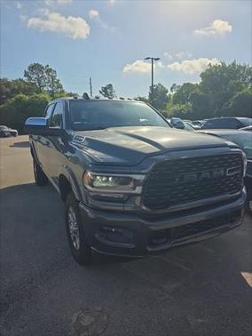 2022 RAM 2500 Laramie Crew Cab 4x4 6'4' Box