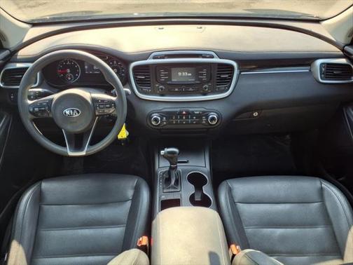 2018 Kia Sorento L