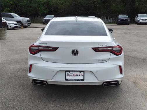 2022 Acura TLX Advance