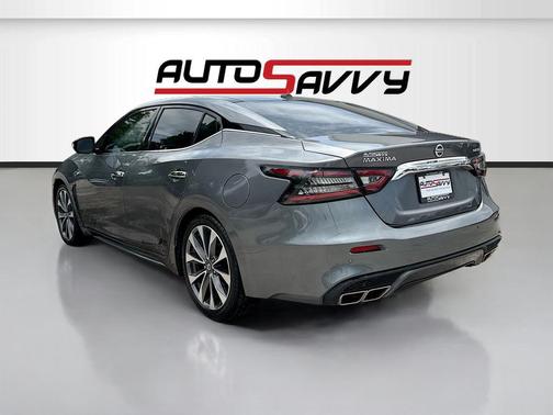 Gun Metallic 2022 Nissan Maxima 3.5 Platinum