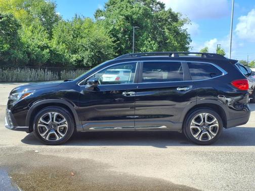 Crystal Black Silica 2024 Subaru Ascent Touring 7-Passenger