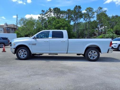 2018 RAM 2500 Laramie Crew Cab 4x2 8' Box
