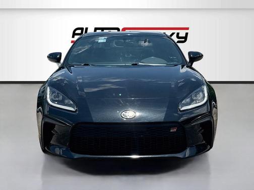 Raven 2022 Toyota GR86 Base