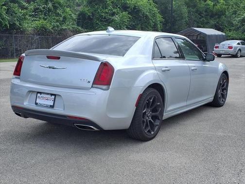 2020 Chrysler 300 S